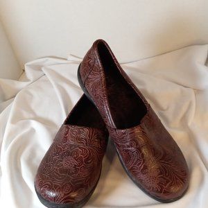 Thom MCan Womens Clogs Size 6.5M